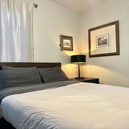 Cozy Winter Getaway With Garden 20-A Villa Oklahoma City Bagian luar foto