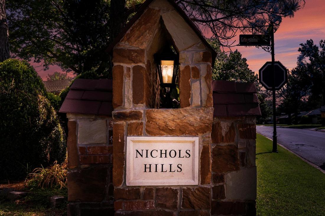 Cozy Winter Getaway With Garden 20-A Villa Oklahoma City Bagian luar foto