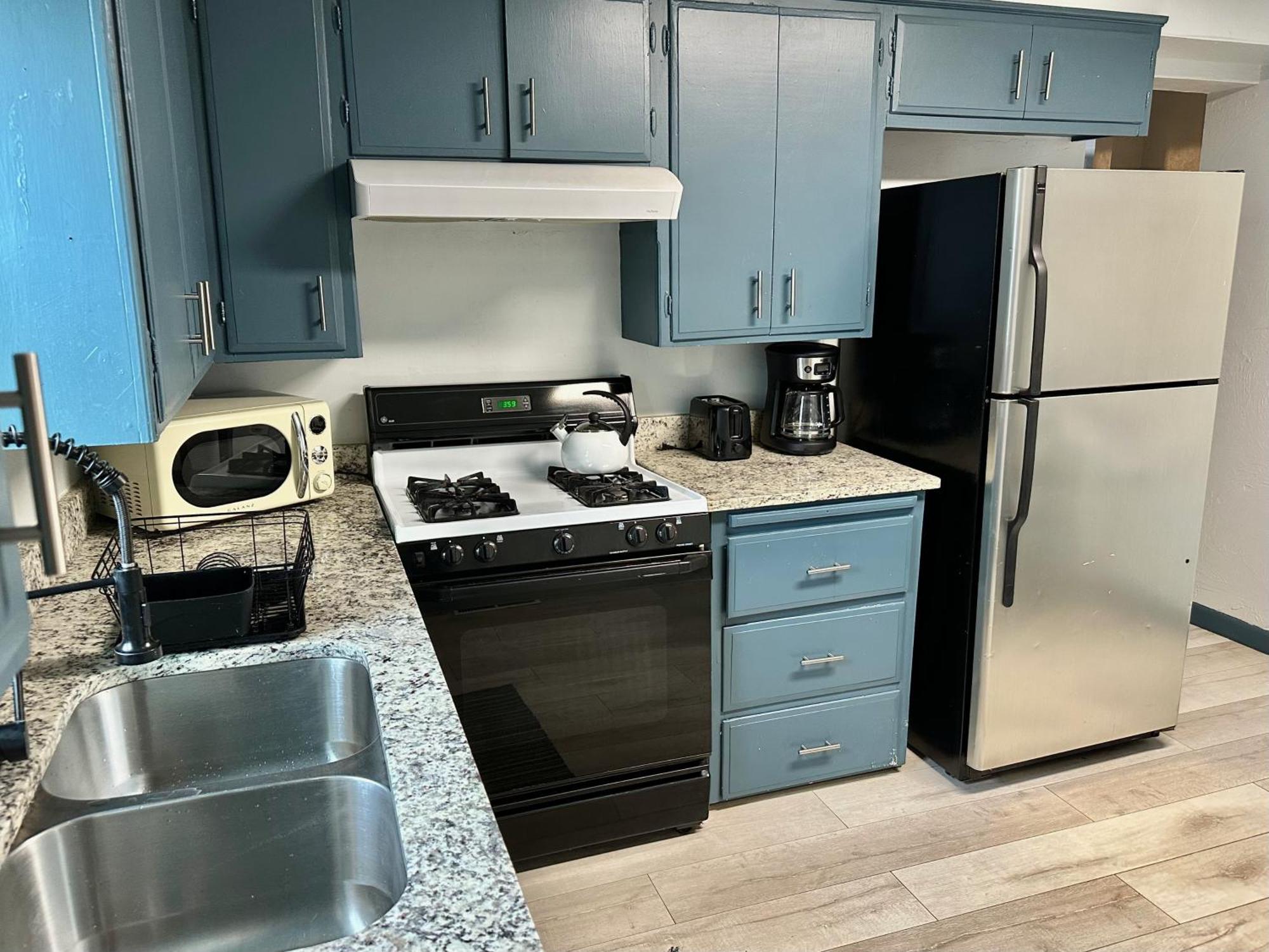Cozy Winter Getaway With Garden 20-A Villa Oklahoma City Bagian luar foto